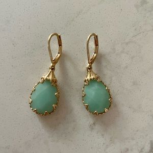 NWOT sea green stone drop / dangle earnings